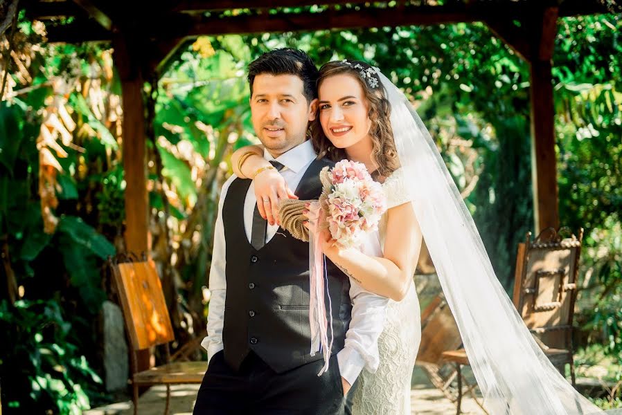 Wedding photographer Selma Helvacı Atar (selmahelvaciatar). Photo of 12 July 2020