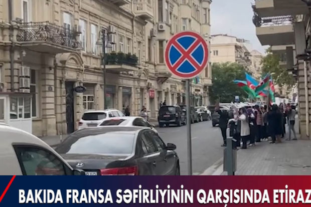 Bakıda Fransa səfirliyinin qarşısında etiraz aksiyası keçirilib 