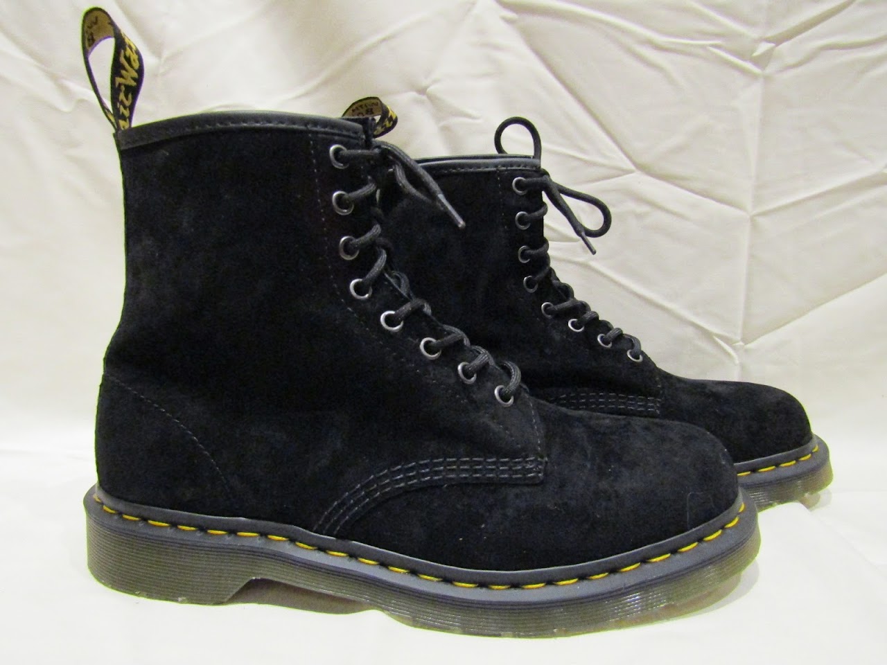 Dr. Marten 8-Hole Boots