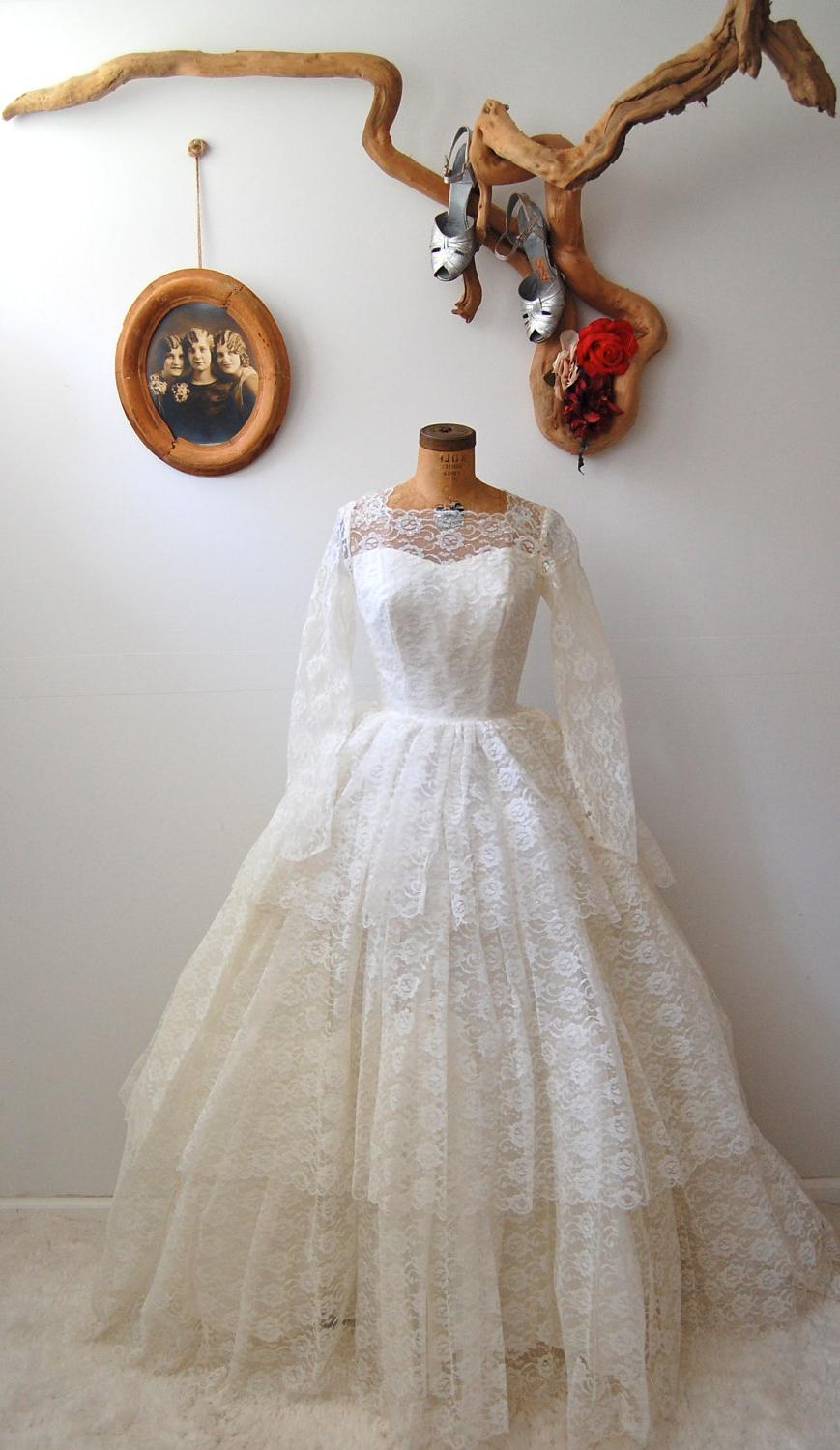 SALE 30  - Vintage 1950s Wedding Dress - 50s Lace Gown - The Emmanuelle