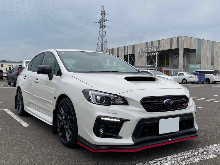 WRX STIのチームローガン北海道・WRX STIのある生活・秋の気配・過走行車との付き合い方・SUBARUディーラーに関するカスタム事例の投稿画像1枚目