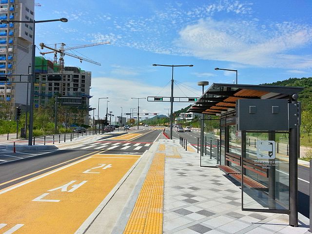 파일:external/upload.wikimedia.org/640px-Sejong_BRT_KDI_Station.jpg