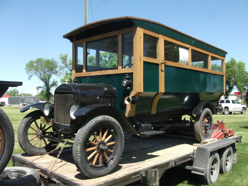 파일:external/upload.wikimedia.org/1922_Ford_Model_T_School_Bus.jpg