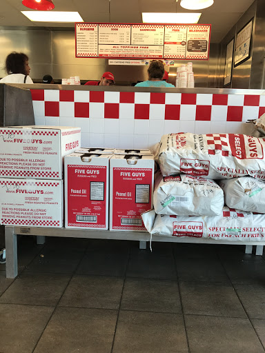 Fast Food Restaurant «Five Guys», reviews and photos, 460 N Sepulveda Blvd, El Segundo, CA 90245, USA