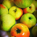 Lovely fruit. 20121023-01-office-fruit.jpg