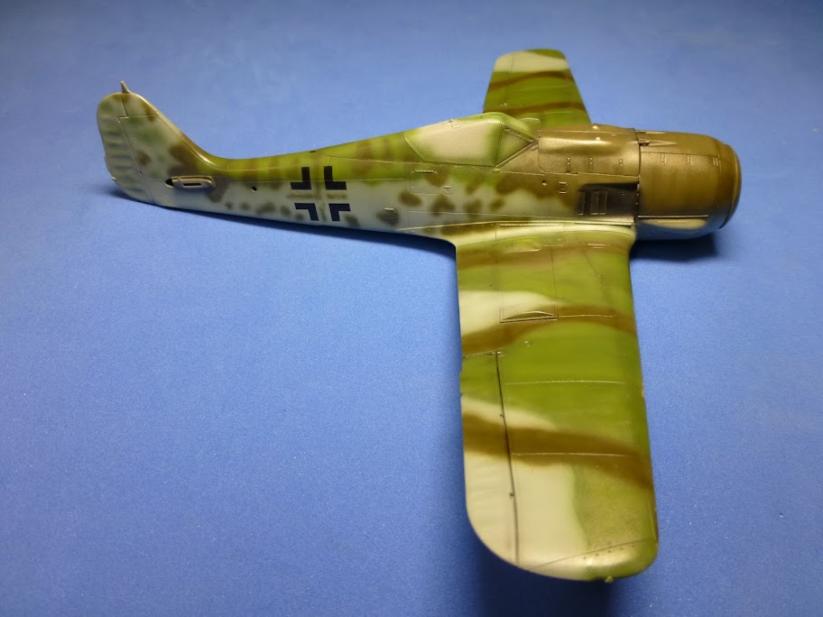 FINALIZADO 24/6 - Focke Wulf Fw 190 A-8 Tamiya 1:48 - Página 3 P1050278