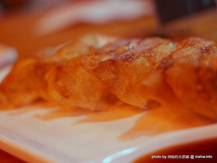 【食記】台中三代目屋台餃子安兵衛-台灣一號店@西區中美橫丁Hirome ひろめ横丁&廣三SOGO-捷運BRT科博館 : 弘人市場在台灣!輕鬆享受高知飲食文化 台中市 串燒 區域 夜市小吃 宵夜 小吃 居酒屋 拉麵 捷運美食MRT&BRT 日式 晚餐 燒烤/燒肉 稻燒&槀燒 西區 酒類 飲食/食記/吃吃喝喝 麵食類 