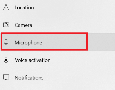 Cliquez sur Microphone dans le volet gauche de l'écran sous la catégorie Autorisations d'application.  Comment réparer aucun périphérique audio n'est installé