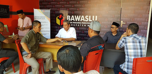 Dianggap Mandul, LPPNRI Kembali Datangi Kantor Bawaslu Wajo