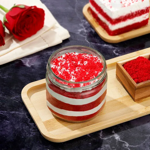 Red Velvet Jar Cake (350 ML)