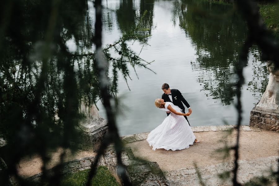 Fotógrafo de casamento Saiva Liepina (saiva). Foto de 15 de setembro 2017