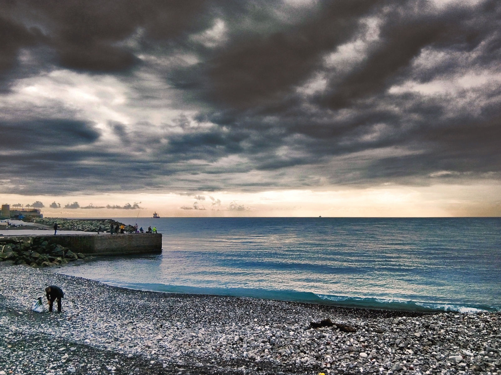 ..poi inizia il mare.. e mi arrendo. di Steo 