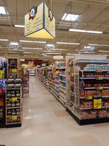 Grocery Store «Hannaford Supermarket», reviews and photos, 8 Market St, West Lebanon, NH 03784, USA