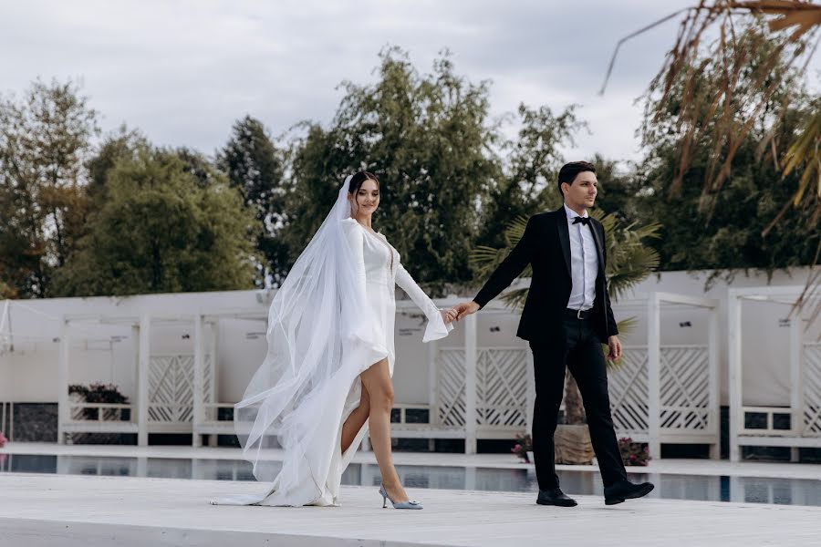 Wedding photographer Yanina Sky (yaninasky). Photo of 29 November 2021