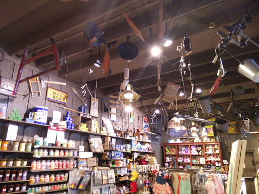 American Restaurant «Cracker Barrel Old Country Store», reviews and photos, 13561 SW 17th Ct, Ocala, FL 34473, USA