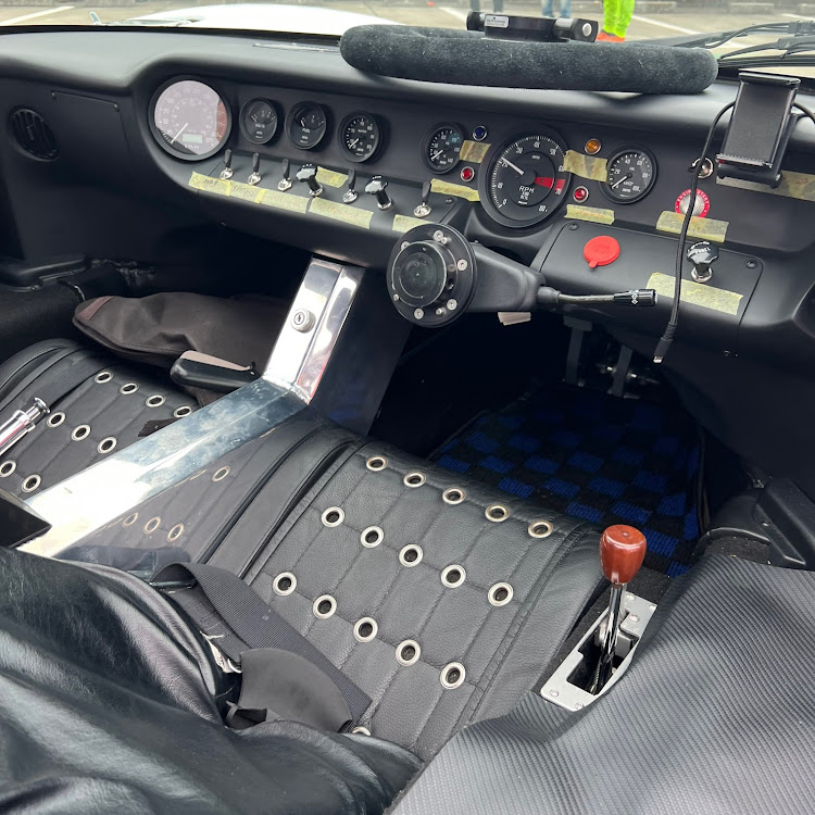スカイライン GT-RのTOYO HIROTA さんが投稿したカスタム事例の投稿画像6枚目