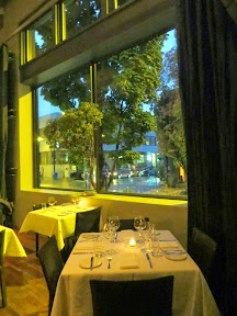 The classy and romantic atmosphere at BlueHour Portland in the Pearl District