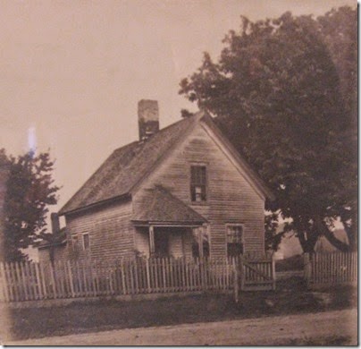 George Wise Farmhouse in Milwaukie, Oregon, circa 1900