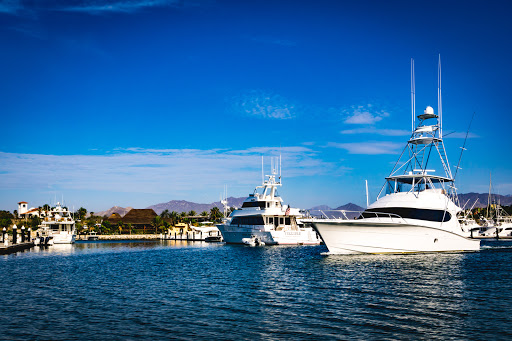 East Cape Explorers, Calle Paseo del Pescador S/N, La Playa, 23403 San José del Cabo, B.C.S., México, Tienda de submarinismo | BCS