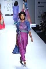 AIFWSS17-KRISHNA-MEHTA’S-Mystylespots9