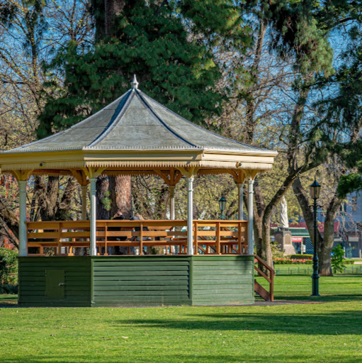 Rosalind Park logo