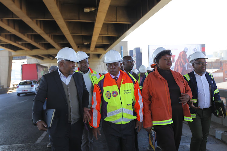 City of Joburg mayor Herman Mashaba on Wednesday revealed that renovations on the M1 bridge would be completed ahead of schedule.