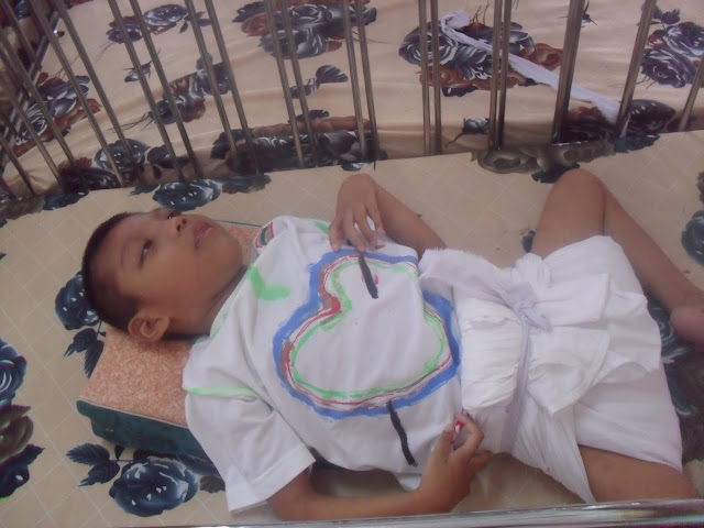 Nhận xin các loại quần áo, chăn gối cũ, đồ chơi, sách truyện cũ, để làm từ thiện.Thân - 13