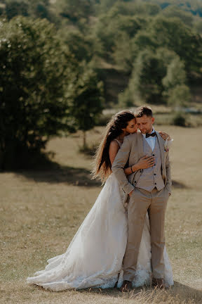 Düğün fotoğrafçısı Jasmin Čizmović (cjweddingz). 15 Ağustos 2021 fotoları