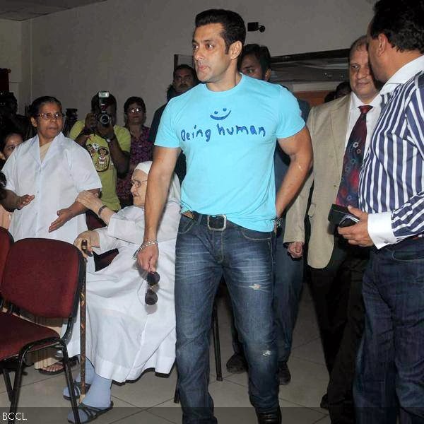 Salman Khan arrives at a charity event, held at Holy Family Hospital, in Mumbai, on October 11, 2013. (Pic: Viral Bhayani)