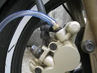 Hasil gambar untuk how work disc brake motorcycle