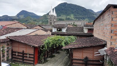 Photos of Hotel Kantarrana Urbana Jardin