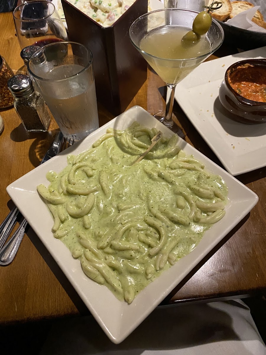 Gluten-Free Pasta at La Famiglia Giorgio's Restaurant