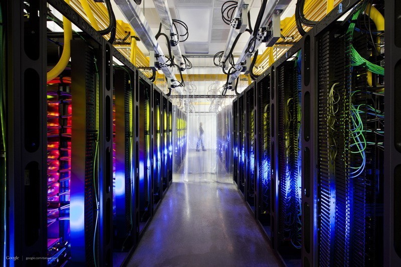 파일:attachment/서버/googledatacenter.jpg