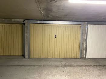 parking à Lyon 8ème (69)