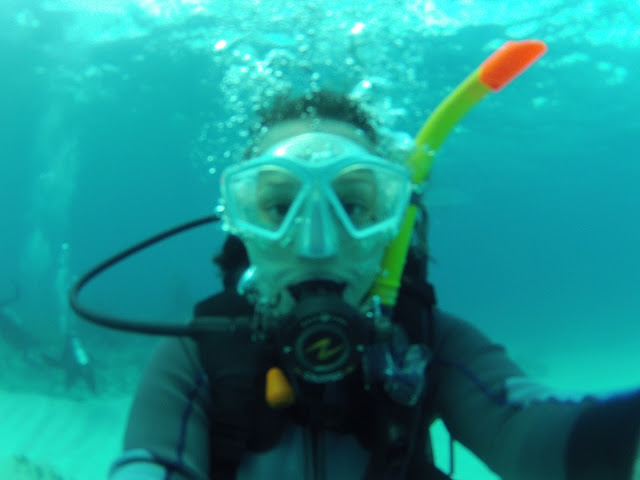 learning to scuba dive overseas