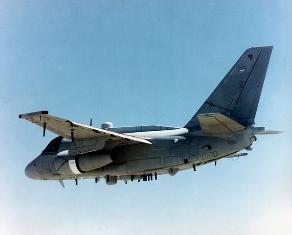 파일:external/upload.wikimedia.org/597px-ES-3A_Shadow_VQ-6_in_flight_off_Florida.jpg