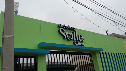 Ortholvera Smile Clinic, Calle Plan de San Luis #29, Colonia reforma, Playas de Rosarito, 21710 Rosarito, B.C., México, Ortodoncista | BC