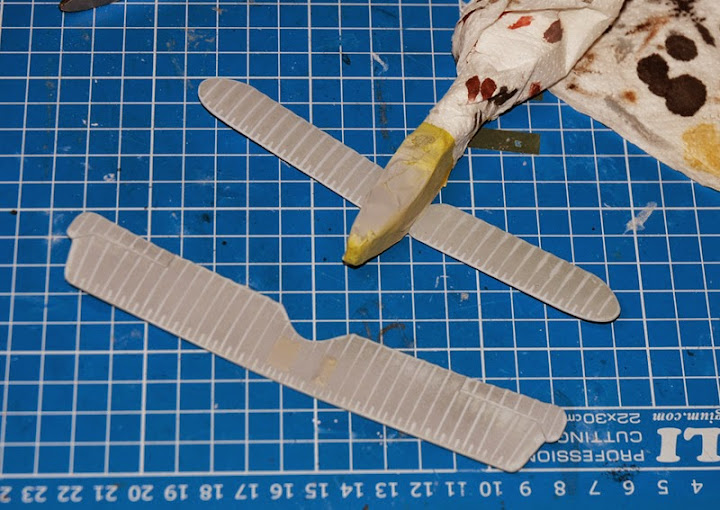   Concours 1ere Guerre Mondiale [Airfix] Hannover Cl IIIa - Page 2 Toile3