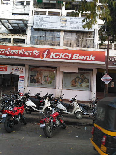 ICICI Bank Ramdaspeth - Branch & ATM, Akarshan Busiplex,, 26, Central Bazar Road, Gandhi bagh, Ramdaspeth, Nagpur, Maharashtra 440010, India, Savings_Bank, state MH