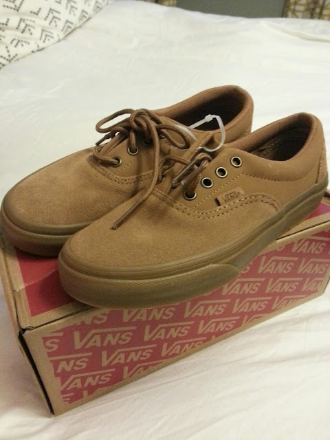 vans mcarthur glen