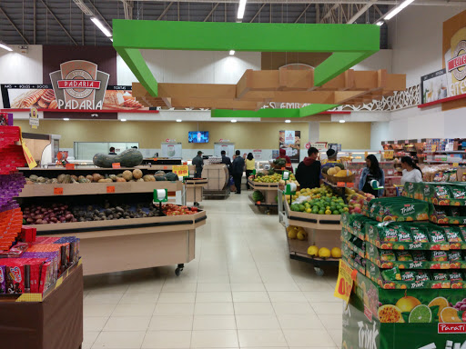 Oversup Supermercados, R. Antônio Pupi, 304 - Centro, Colombo - PR, 83414-200, Brasil, Supermercado, estado Parana