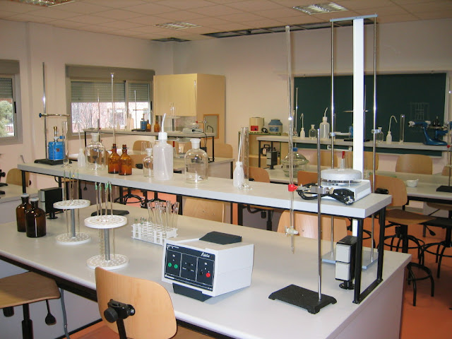 Laboratorios 05.jpg