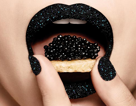 Unhas caviar preto ciate