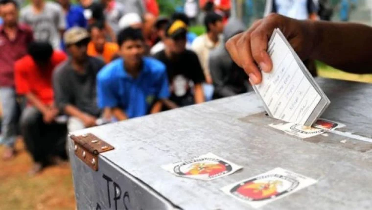 Pemilu 2024 Masih Bakal Nyoblos Kertas Suara, RI Belum Mampu e-Voting?