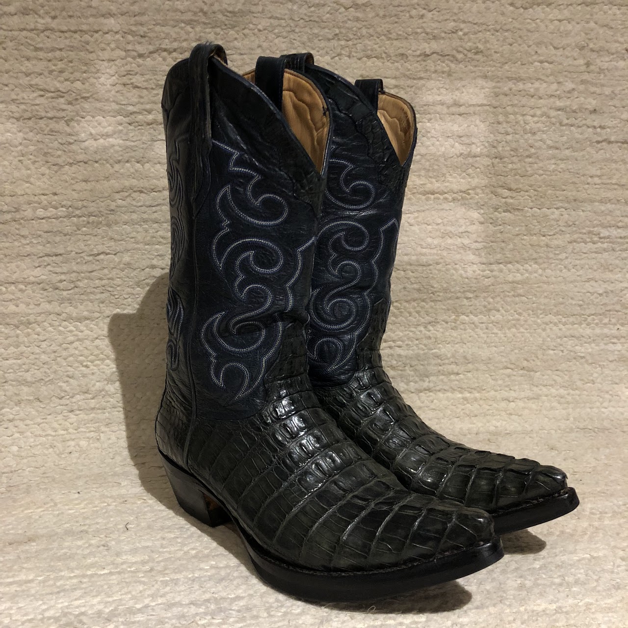 Caiman Western Boots