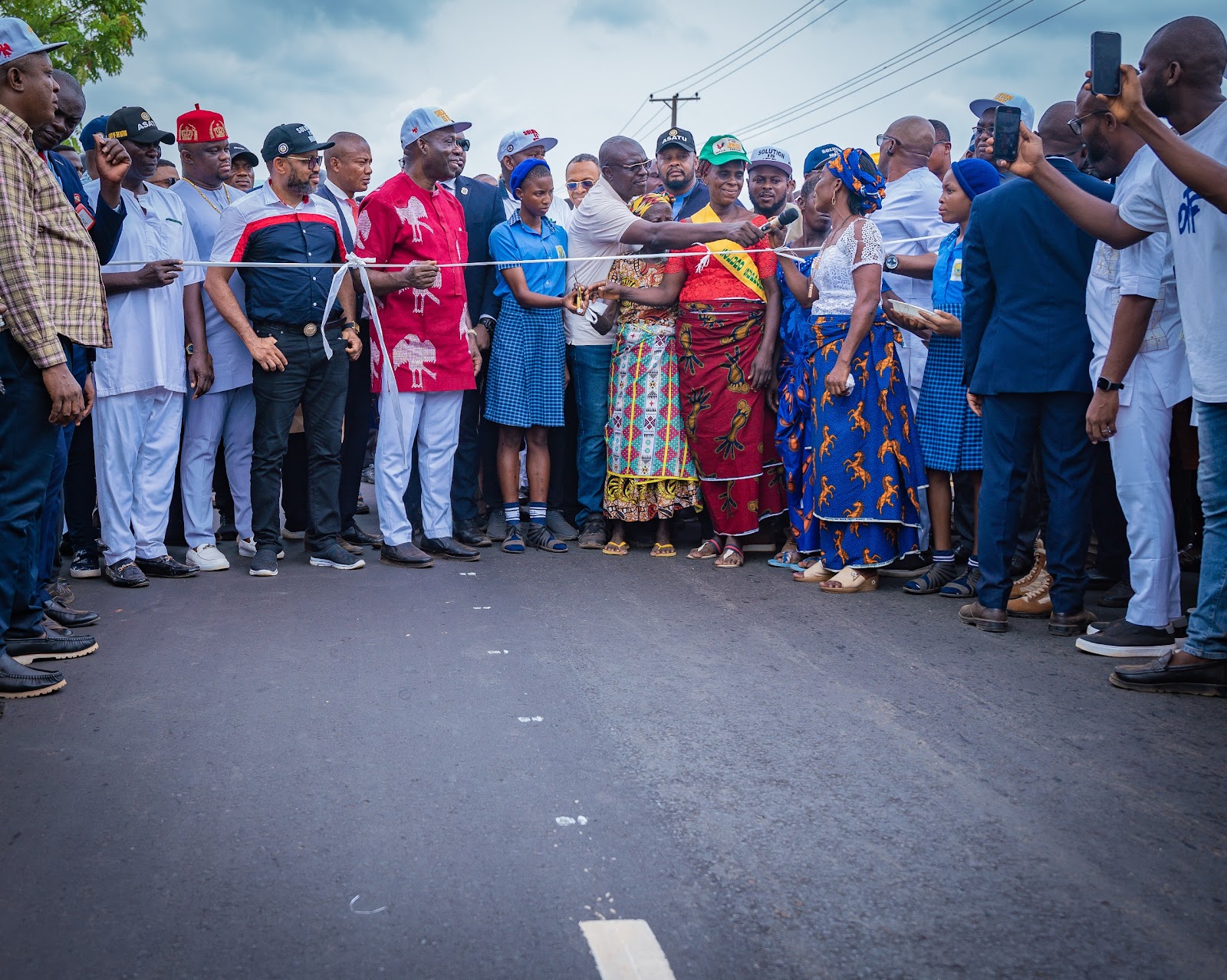 Residents Denounce Soludo’s Oppositions Falsehood on Road Construction, Commends Governor's Accelerated Infrastructural Development