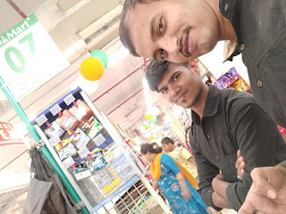 Anant R Khanadale at DMart, Wireless Colony,  photos