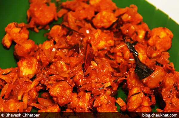 Close-up of Chemeen Podi-ittu Varuthathu at Savya Rasa [Koregaon Park, Pune]