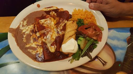 Mexican Restaurant «Mariachi Mexican Restaurant», reviews and photos, 413 Main St, Metuchen, NJ 08840, USA