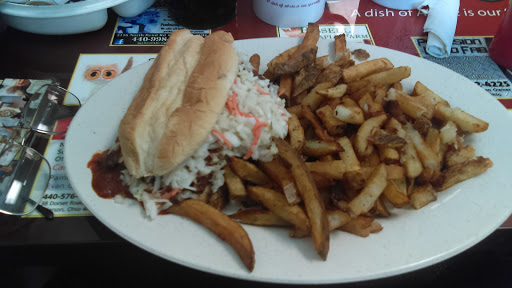 Restaurant «Mugs Restaurant», reviews and photos, 18 S Chestnut St, Jefferson, OH 44047, USA